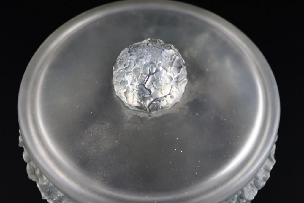 René Lalique. A pre-war opalescent glass Primeveres pattern bowl and cover, no.86?, designed in 1930, 16cm diameter